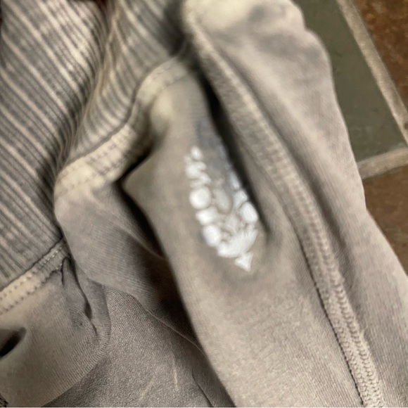 {NWOT} ✨️ FP Movement ✨️ Good Karma Flare Leggings XS - Picture 3 of 4